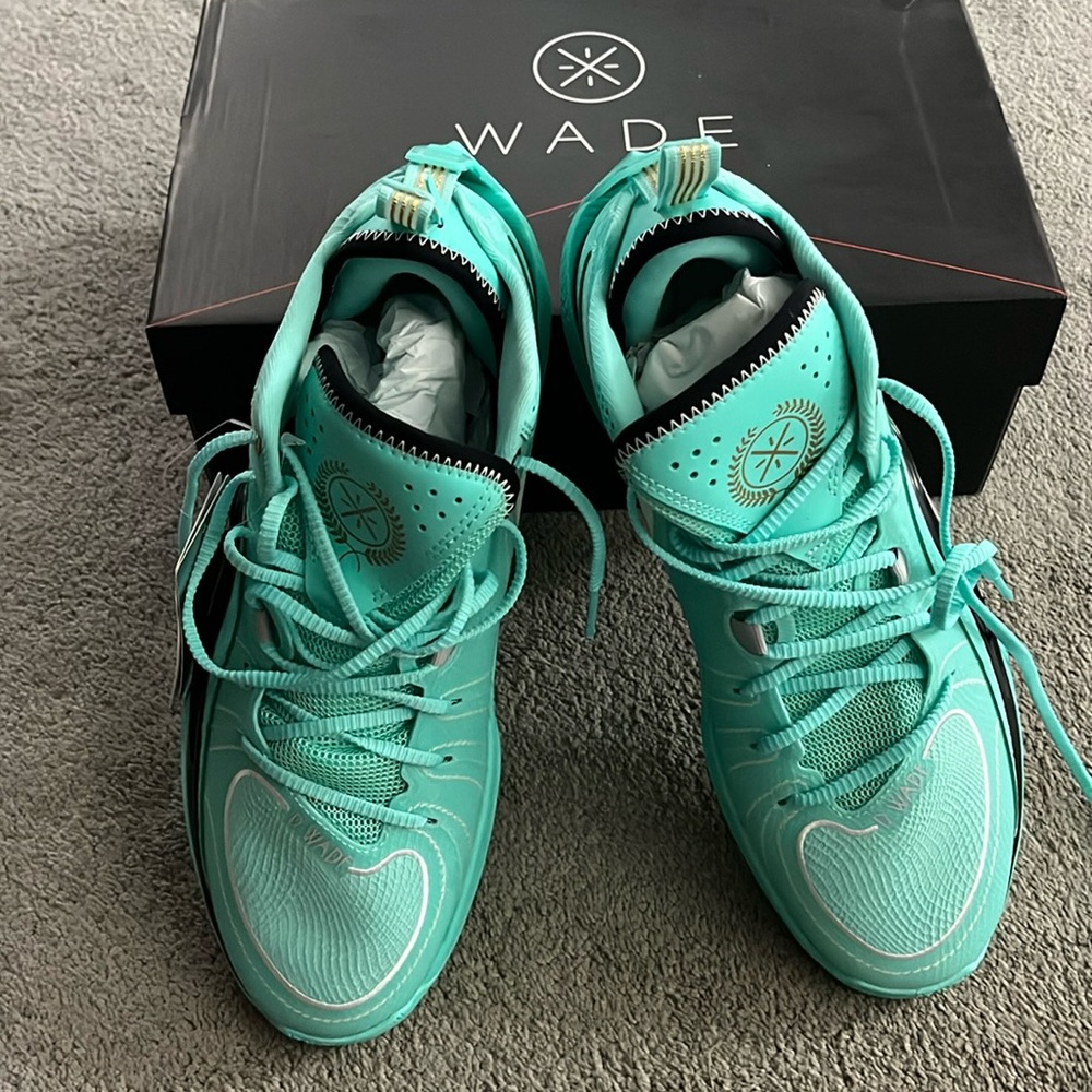 World of Wade Basketball Shoes